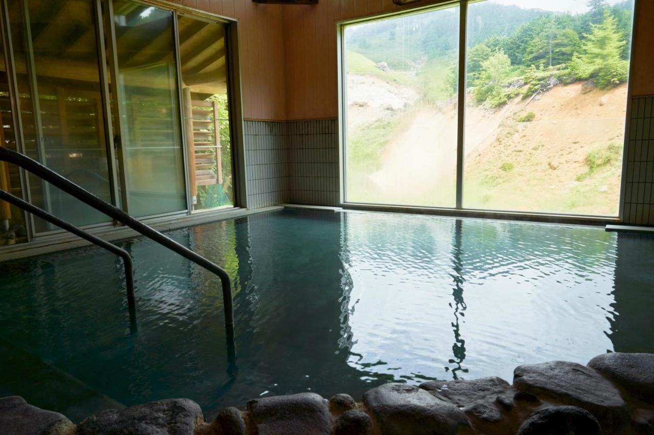 Manza Kogen Hotel Tsumagoi Bagian luar foto