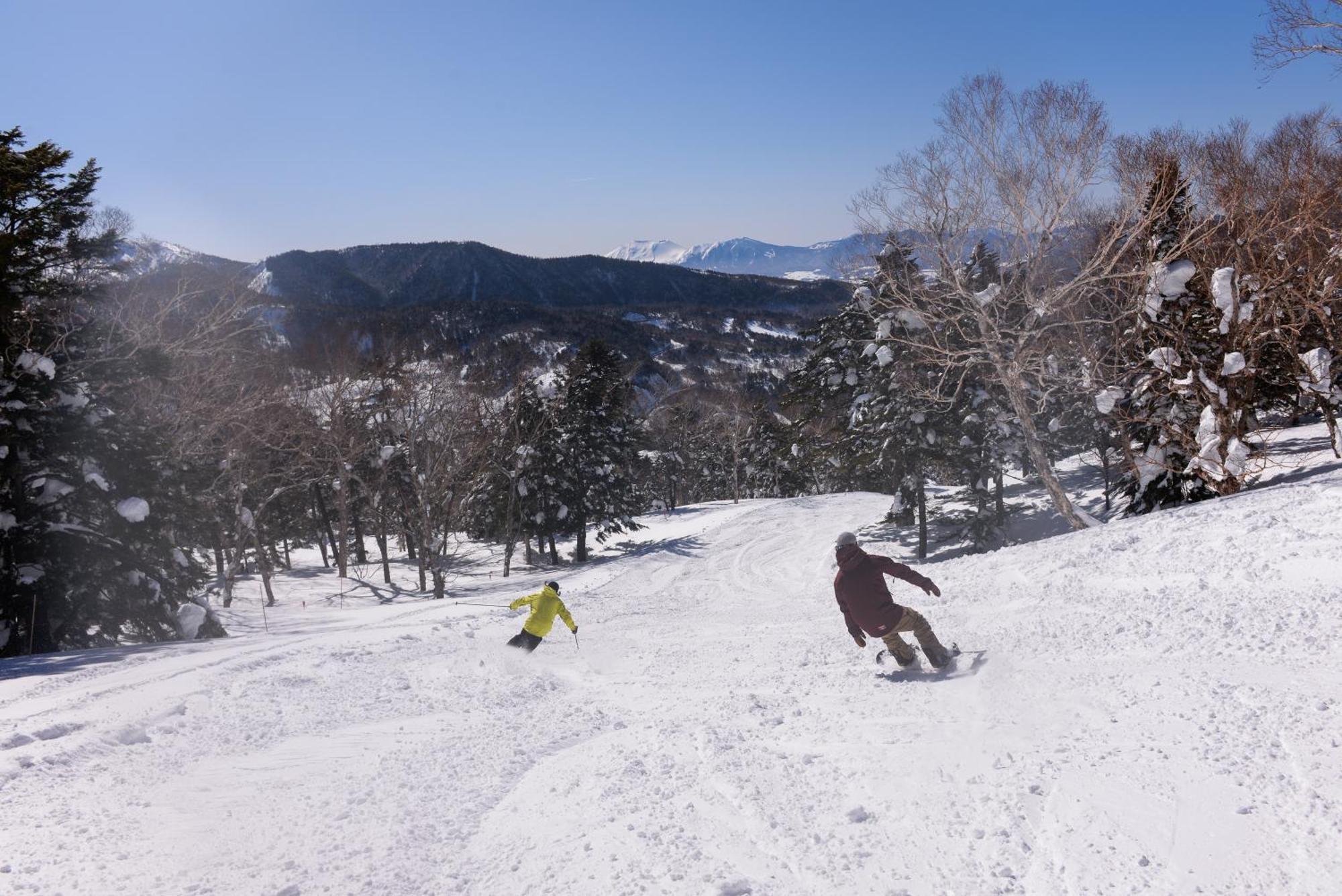 Manza Kogen Hotel Tsumagoi Bagian luar foto