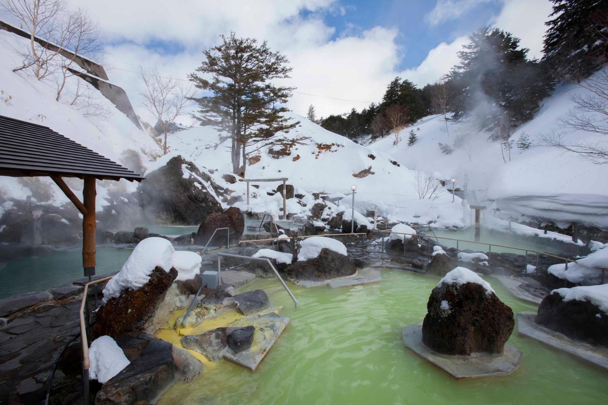 Manza Kogen Hotel Tsumagoi Bagian luar foto